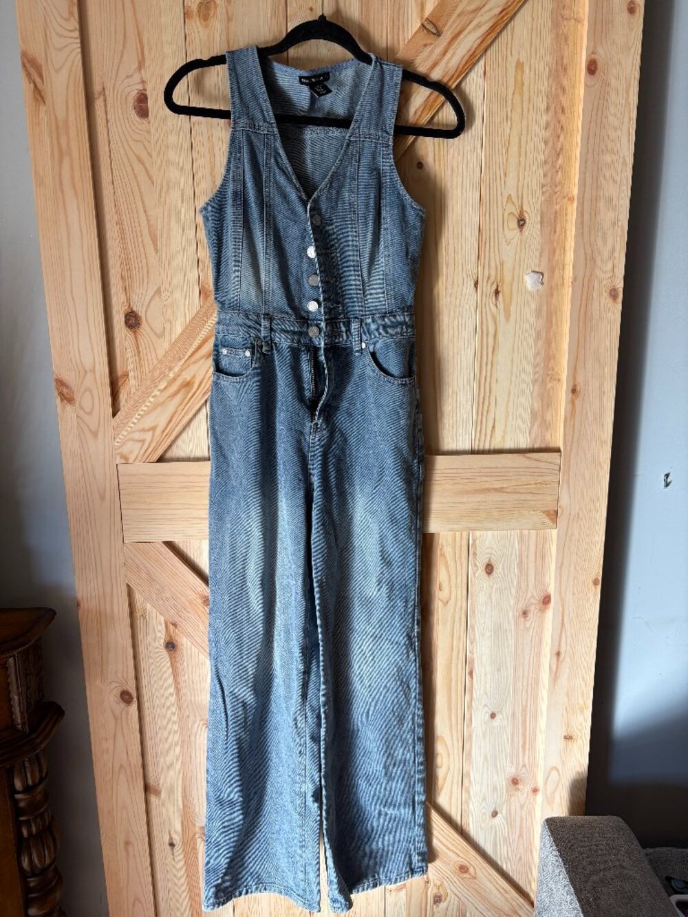 Sincerely Jules Denim Jumpsuit XS Wide Leg Sleeveless Button Front Light Wash